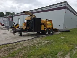 Vermeer WC2300XL Whole Tree Chipper, 2022 – 440 HP CAT C13, 23” Capacity, Towable Forestry Wood Chipper