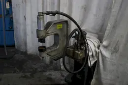 GREENLEE MODEL #1732 PUNCH: STOCK #76039