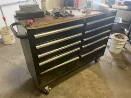 10 DRAWER HUSKY TOOL CART CABINET WITH CASTERS: STOCK 16463