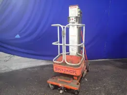 SKYJACK 350 LBS MANLIFT  -  SJP