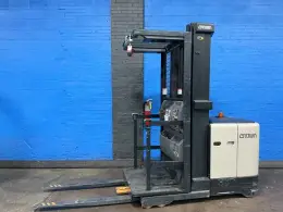 Crown 3000 Lbs Electric Order Picker - Sp3510-30