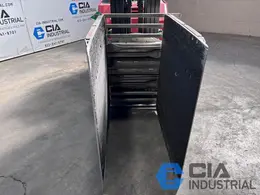 2018 - 2,500 LB. CASCADE MODEL 25D35065 ROTATING HYDRAULIC CARTON CLAMP ATTACHMENT