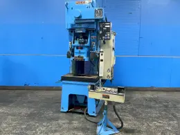 WASINO ENGINEERING 45 METRIC TON GAP FRAME PRESS  -  PUX45