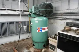 CHAMPION MODEL #VR7-12 PISTON AIR COMPRESSOR: YOBRO #25933