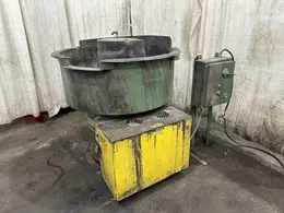 10 CUBIC FT  GYROMATIC MODEL G10-D VIBRATORYFINSHER: STOCK #77935