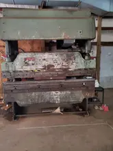 50 Ton x 8′ Cincinnati Press Brake – Tooling Pictured Included