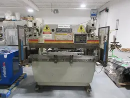 Accurpress 60 Ton x 6' Hydraulic Press Brake, Automec AutoGauge CNC 1000- Auction Item
