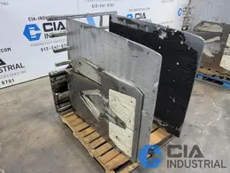 2,500 LB. CASCADE MODEL 25D-CCS-35AR1 HYDRAULIC CARTON CLAMP ATTACHMENT