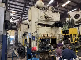 250 TON DANLY S2-250-72-42 STRAIGHT SIDE DOUBLE CRANK PRESS. STOCK # 0341725