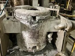 Lindberg model 61-mnp-400-g 400# gas fired motorized nose pour furnace with gas system and blower and controls