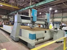10′ x 20′ Flow M4C 3070C Dual Head Waterjet, 2015 – one 5 axis cutting head