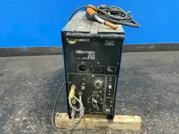 MILLER 200 A WELDER  -  MILLERMATIC 200