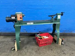 GRIZZLY 35” X 8” VARIABLE SPEED WOOD LATHE   -  G0632