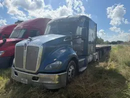 Kenworth T680 Sleeper Semi Truck Tractor, 2017 – Class 8 Diesel, 1,108,202 Miles