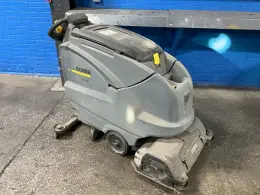 KARCHER 36” FLOOR SCRUBBER  -  RFID B80W