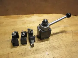 Aloris CXA Tool Post With Stick/Parting/Face Tool Holders- Auction Item