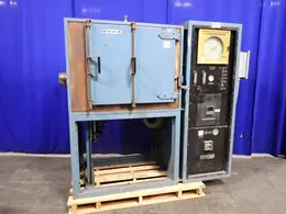 BLUE M 1100°F ELECTRIC OVEN  -  IGF-7780PRE