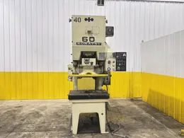 60-TON KOMATSU OBS60–2 GAP-FRAME STAMPING PRESS. STOCK # 0666825