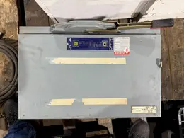 Square D QMB365W Series E1, 400A, 600VAC Fusible Switch USED