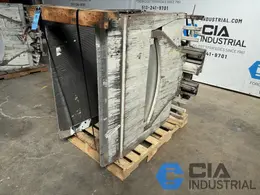 2,500 LB. CASCADE MODEL 25D35065 ROTATING HYDRAULIC CARTON CLAMP ATTACHMENT