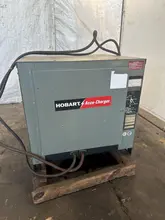 36 VOLT HOBART ACCUR-CHARGER 1400C3-18 BATTERY CHARGER. STOCK # 0255824