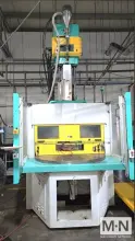 220 TON 16 OZ ARBURG MODEL 1500T-2000-800 VERTICAL CLAMP AND INJECTION MACHINE MFG 2015 ** LOW HOURS