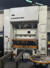 220 TON KOMATSU E2M-200 STRAIGHT SIDE PRESS. STOCK # 0329026