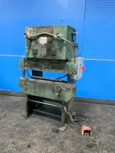 CHICAGO, DREIS, &amp; KRUMP 11 TONS PRESS BRAKE  -  131