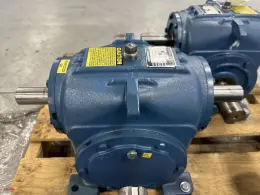 CONEDRIVE NO. H040–4 GEARBOX. STOCK # 0991625