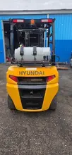 Hyundai 25L-9A Forklift, 2022 – 5,000 lb LP Gas Pneumatic Tire Lift Truck, 3-Stage Mast, Side Shift