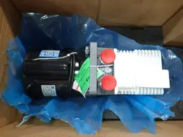 PFEIFFER VACUUM .40 HP VACUUM PUMP  -  205RLEHTZ