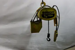 1/2 TON BUDGIT POWER CHAIN HOIST : STOCK #11991