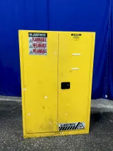 JUSTRITE 45 GALLONS  / 43" X 18" X 65" FLAMMABLE CABINET  -  894500