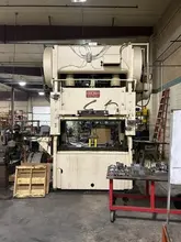 150 Ton Chicago Dreis &amp; Krump SS-150-30-60 Straight Side Press, 1965 – Under Power, Feeder