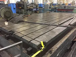 18' X 5'6' X 10' THICK GIDDINGS &amp; LEWIS T-SLOTTED FLOOR PLATE: #67269