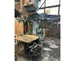 Osborn model 3161 rjw rotolift molding machine s/n 19828b with matchplate handler