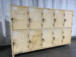 STRONG HOLD 10 DOORS LOCKERS