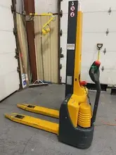 Pallet Lift / Walkie Stacker, Jungheinrich STOCK# 3684