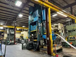 500 TON CLEARING K-2500-96 STRAIGHT SIDE TWO POINT PRESS. STOCK # 0682924