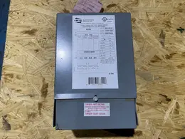 Hammond Power Solutions – Q003PEKF Transformer 600V – 120/240V, 3kVA USED