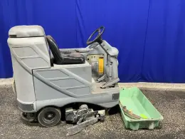 Nilfisk Advance Adgressor Ride-on Floor Cleaning Machine - Adgressor 3220c