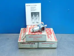 HYDAC EDS3300 PRESSURE SWITCH, 3PCS  -  908536