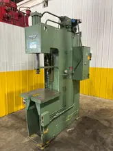 12 TON HANNIFIN MODEL #OGF-12D HYDRAULIC C-FRAME PRESS 18" STROKE: YOBRO #24081
