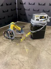 FANUC LR MATE 200iD w/ R-30iB Mate PLUS Controller, Gripper EOA Included USED
