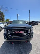 GMC Sierra 1500 AT4 4×4 Crew Cab Pickup, 2021 – 6.2L V8