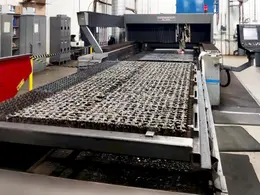 Cincinnati CL-707 5' x 10' 3.3KW CO2 Laser