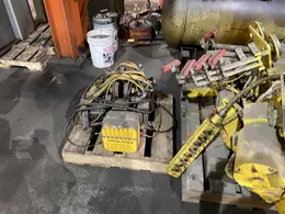 1 TON R &amp; M UNDER HUNG CABLE HOIST. STOCK #0315822