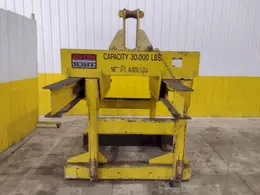 30,000 LBS AVON ENGINEERING LIMITED MODE 5160-04 PALLET/SHEET LIFTER: STOCK #23559