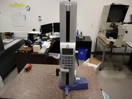 Mitutoyo Height Gage: 0 in to 14 in /0 mm to 350 mm, Inch/Metric, 0.00005 in Resolution- Auction Item