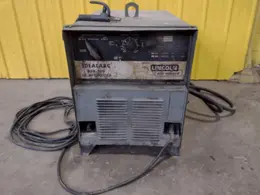500 AMP LINCOLN IDEALARC R3R-500 DC ARC WELDER: STOCK #17400